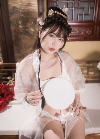 善良的女秘书的目的免费_720电影在线观看