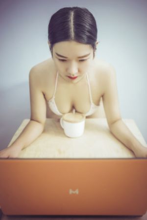 龙族1动漫_4K电影完整版在线观看