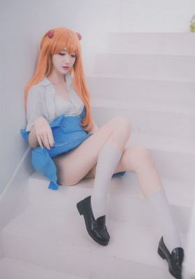 国语小u女第六部合集_1080超清免费观看